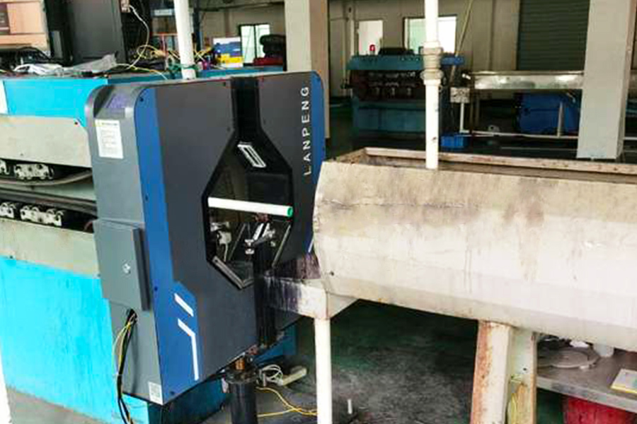 热熔胶棒在线检测控制 双轴测径仪兼顾外